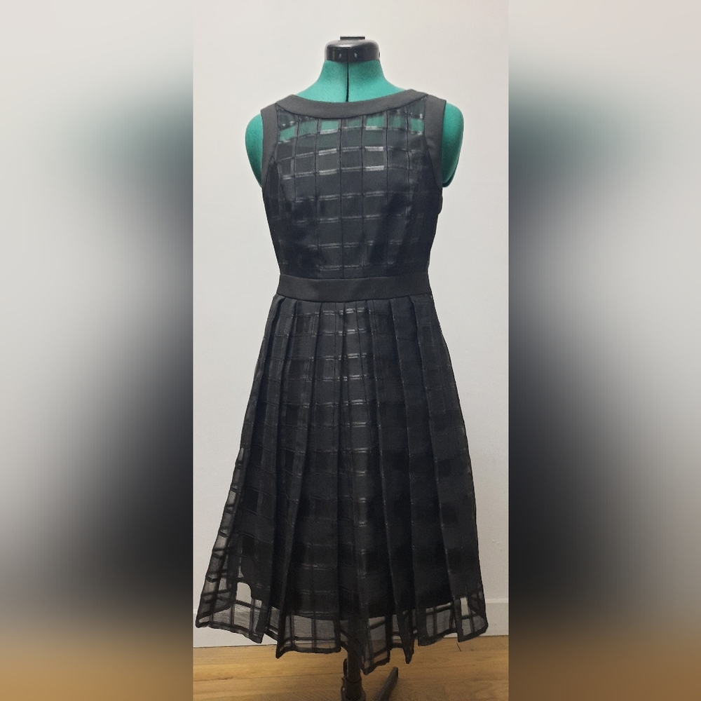 NEW Ellen Tracy Black Lace dress size 6